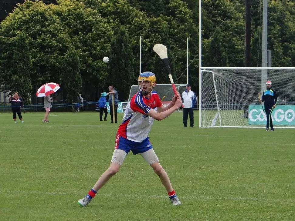 How To Use Ash Hurling (GAA) Stick?