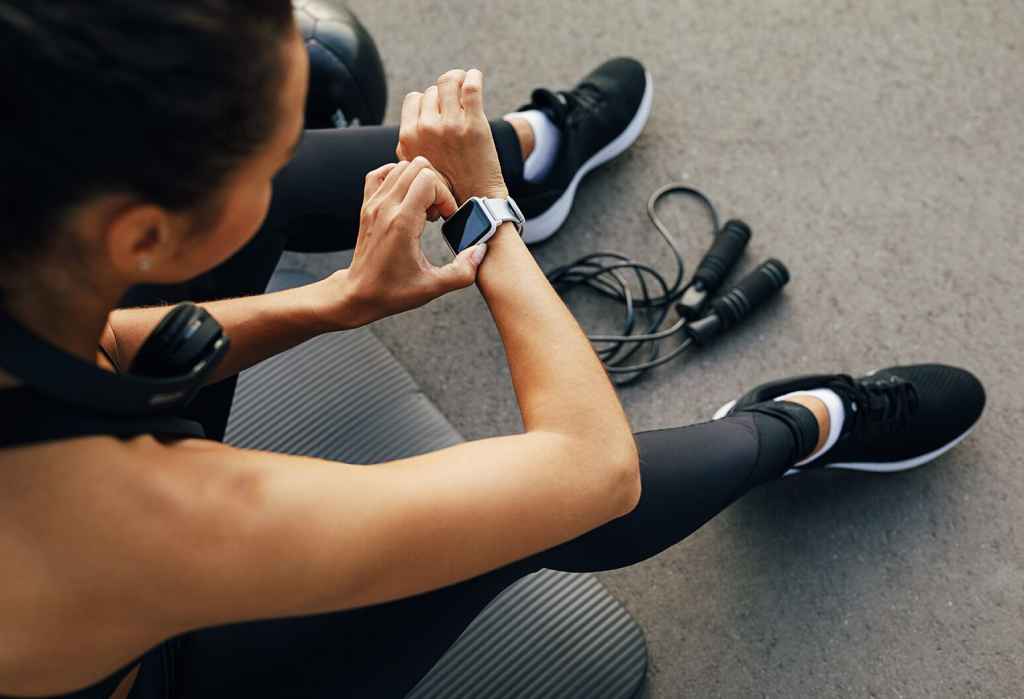 Top 5 Best Fitness Tracker In 2024